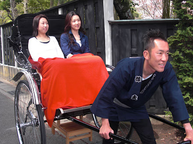 도쿄에서의 인력거 타기: 에도, 아사쿠사 및 스카이트리 탐방