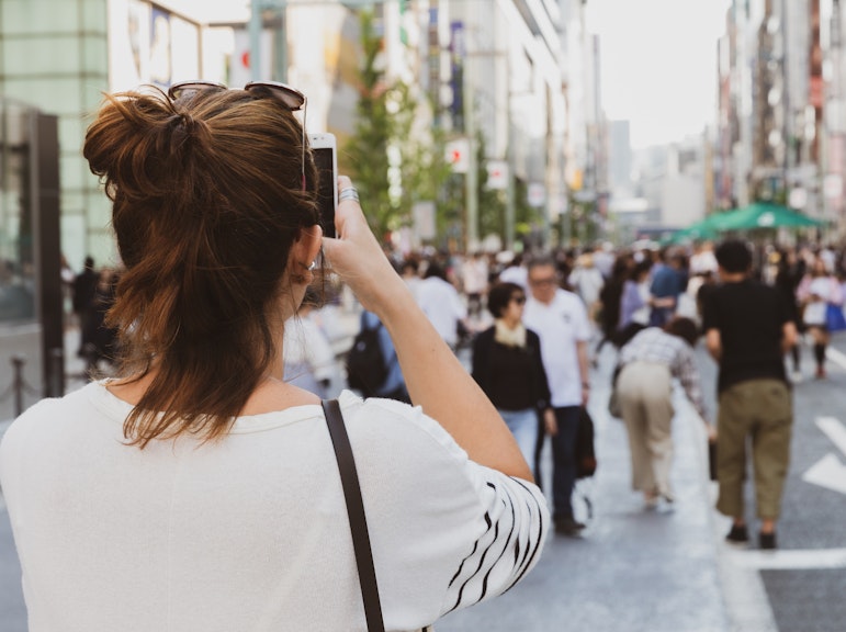 당신만의 개인 차량으로 도쿄의 쇼핑 천국을 탐험하세요