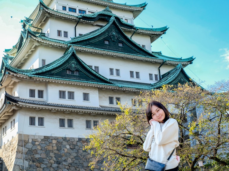 名古屋城とトヨタ産業技術記念館へのガイド付き半日ツアー