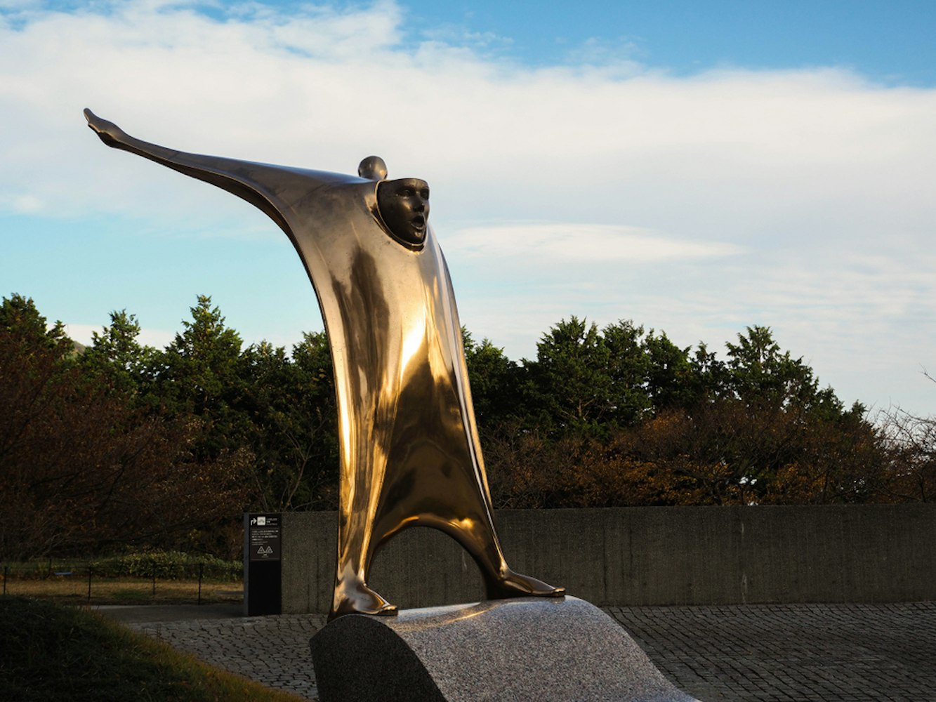 Two Sculptures by Takao Tsuchida