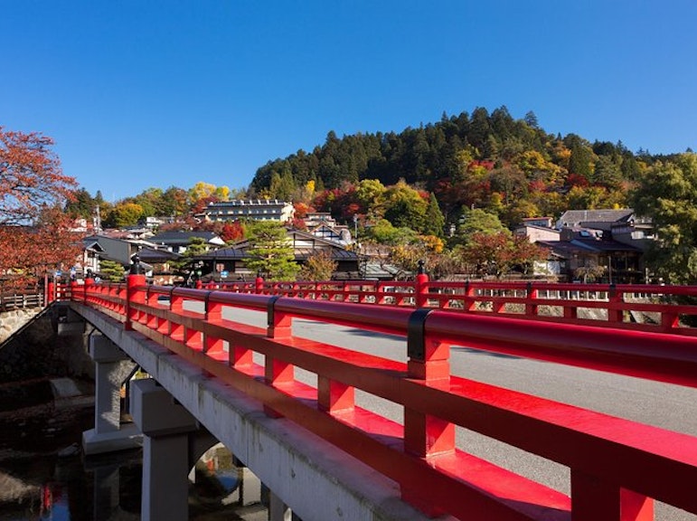高山古町ウォーキングツアー地元ガイド付き