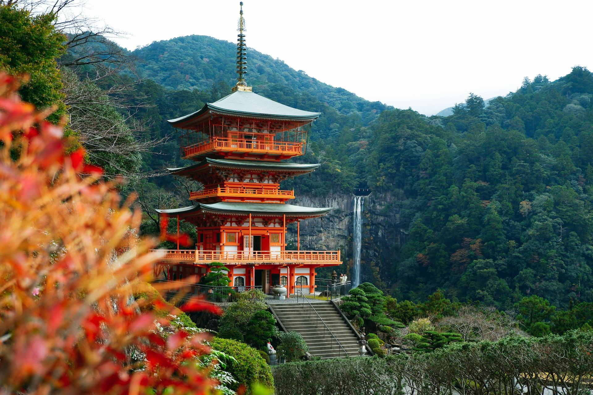 聖なる熊野古道を歩く：日本の巡礼路ガイド - Trip To Japan