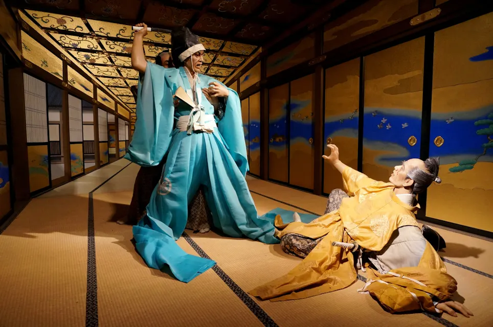 Asano Naganori Attacks Lord Kira