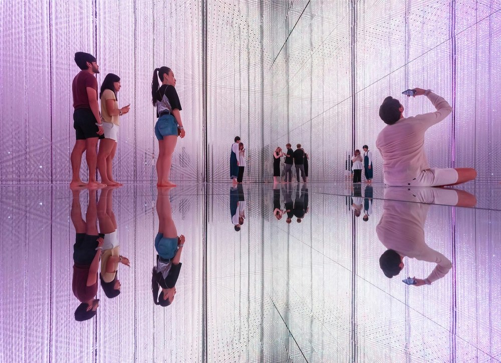 Teamlab Maping Why Do All the Celebrities Visit teamLab Planets in Tokyo? - Trip To Japan