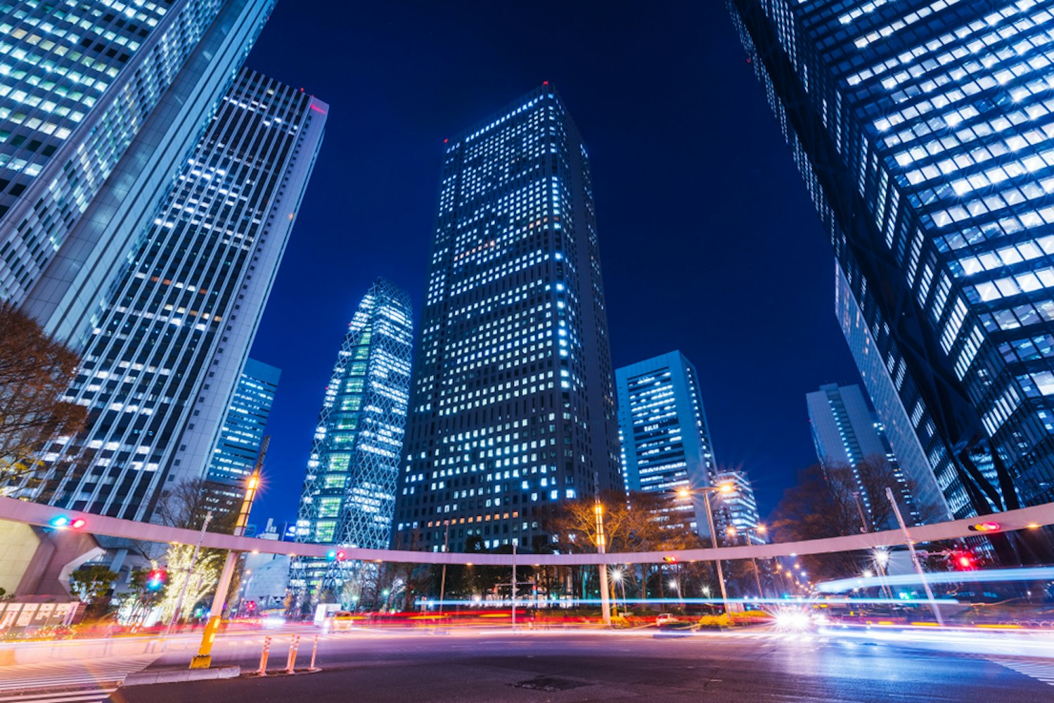 Intersection of Nishi-Shinjuku