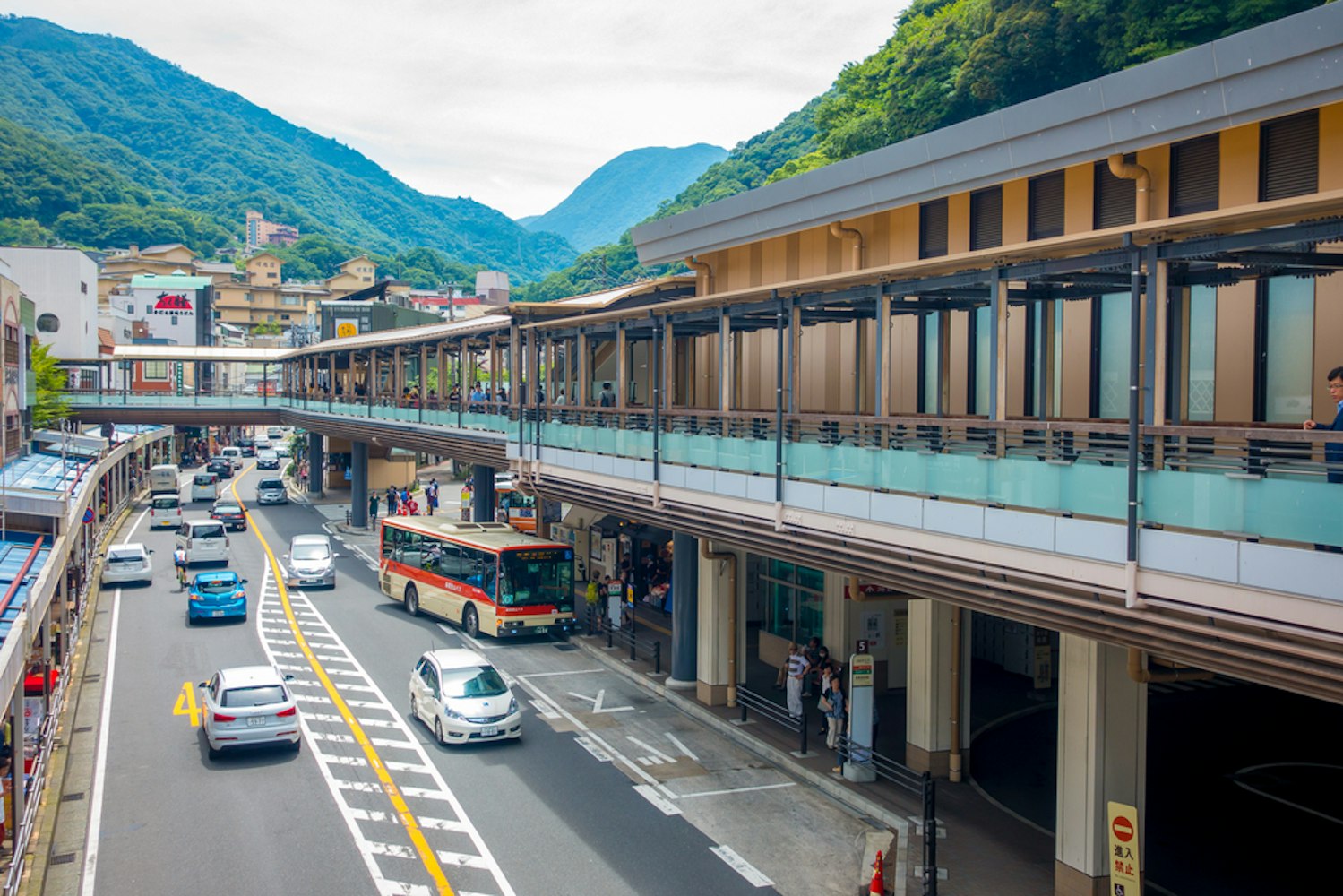 Hakone-Yumoto Station