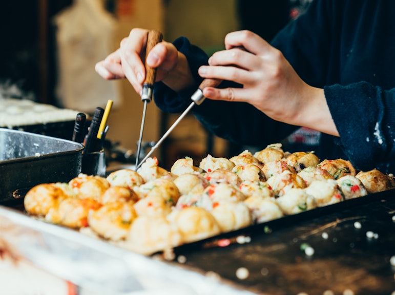 大阪新世界ストリートフードツアー - 夕方