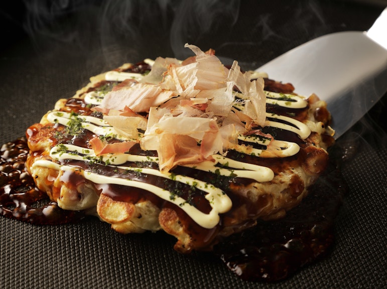 Okonomiyaki Making Experience in Shinjuku, Tokyo