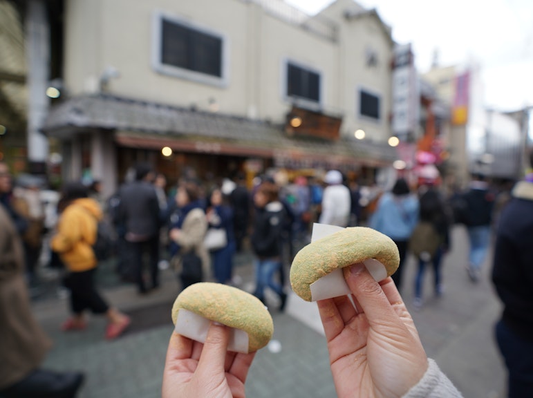 Nara: Local Food, Craft Beer & Sake Walking Experience