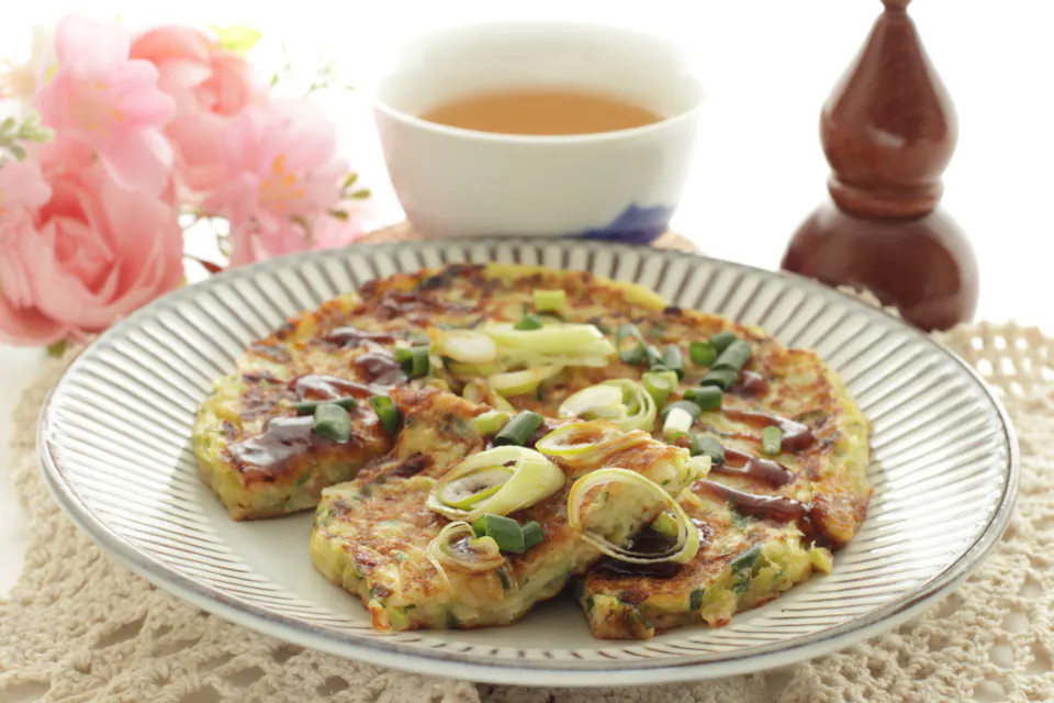 Japanese food, scallion pancake Negiyaki Japanese food, scallion pancake Negiyaki