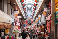 A look at the crowd shopping inside Kurumon Market