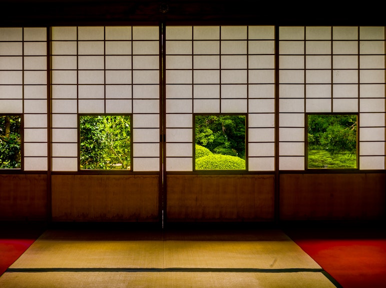 교토 전용 버스 투어:운류인 절 방문 및 강가안 전통 저녁 식사