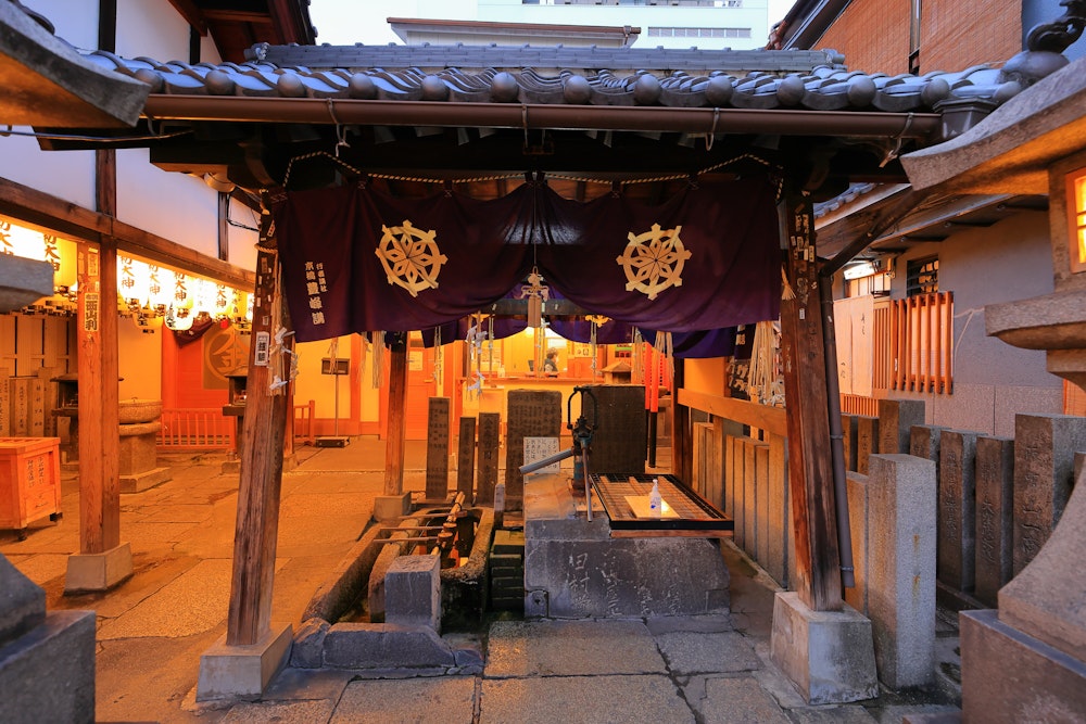 Hozen-ji