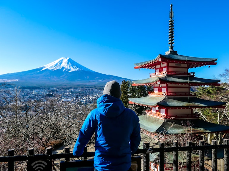 富士山での一日:川口湖訪問と御天場アウトレットのショッピング