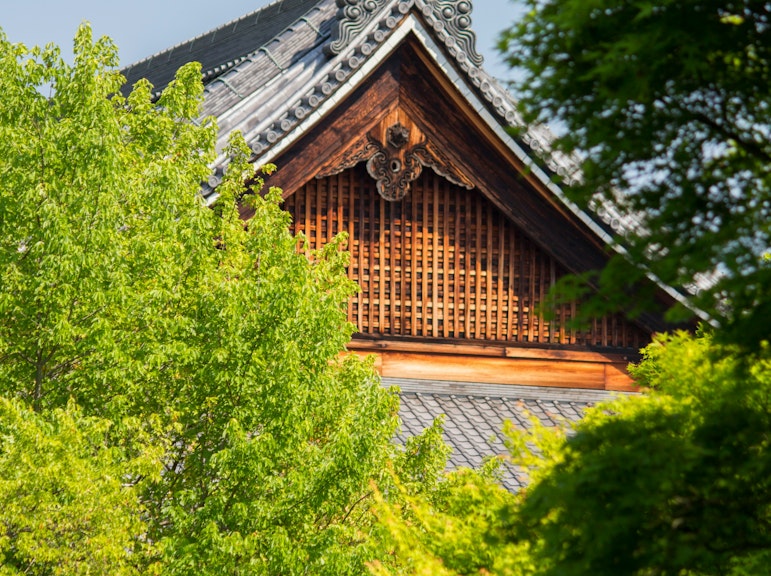 京都の禅寺での禅瞑想と庭園ツアー、伝統的な精進料理のランチ付き