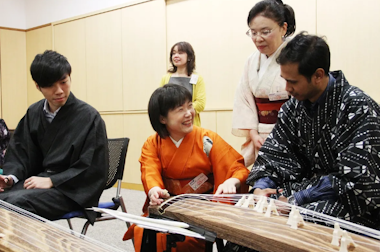 Koto Playing Experience