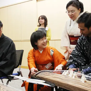 Koto Playing Experience Koto Playing Experience