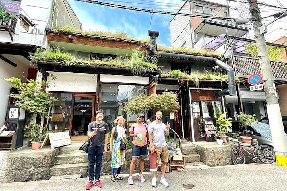 Nostalgic Osaka Walk