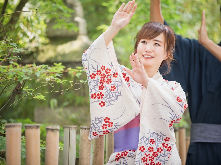 츠텐카쿠 타워 근처 보안오도리 춤 축제