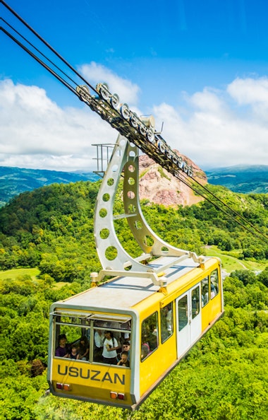 Usuzan Ropeway - Trip To Japan