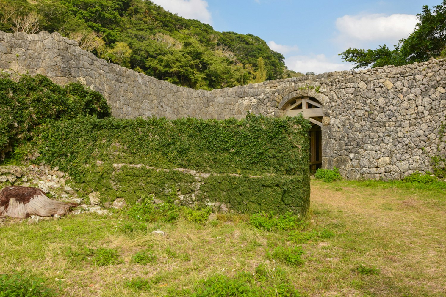 Chinen Castle Ruins