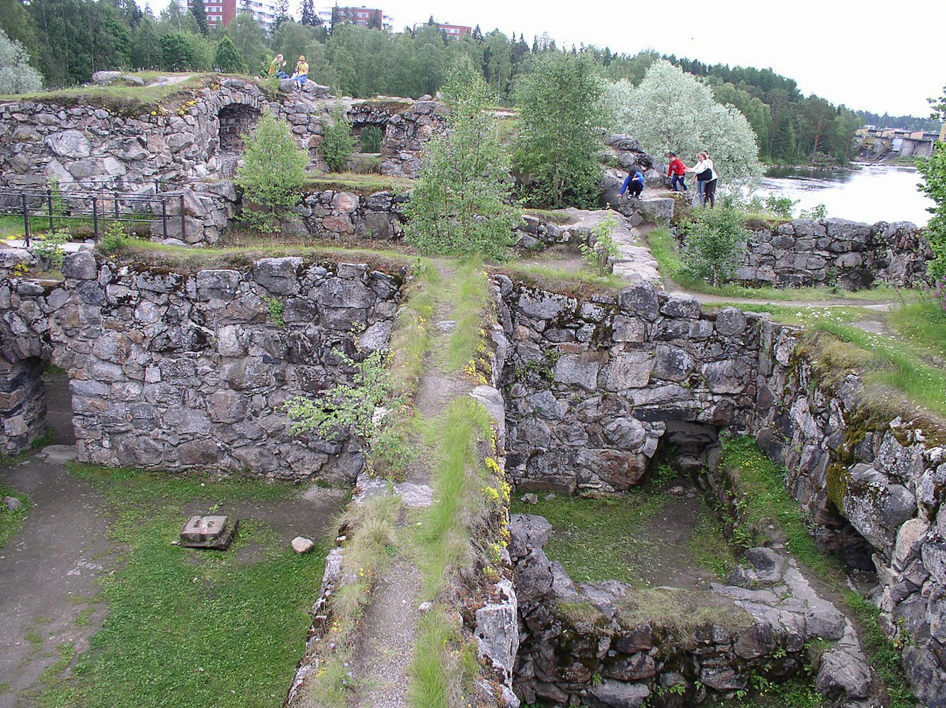 Kakihana Castle