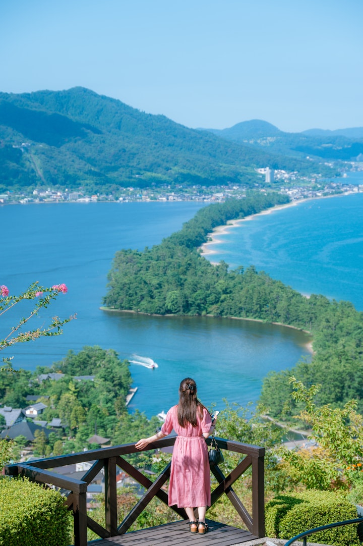 Amanohashidate & Kayabuki no Sato Full-Day Tour from Osaka