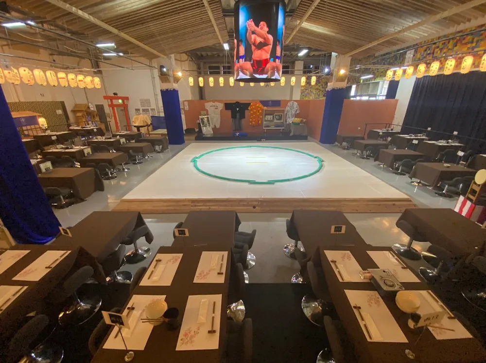Sumo show + Sumo experience Sliver
