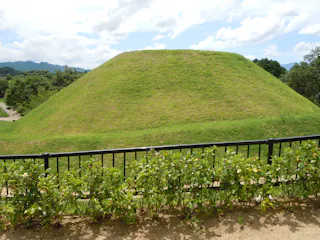 Takamatsuzuka Tomb