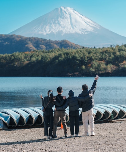 Full-day Private Mount Fuji Tour by Premium Car