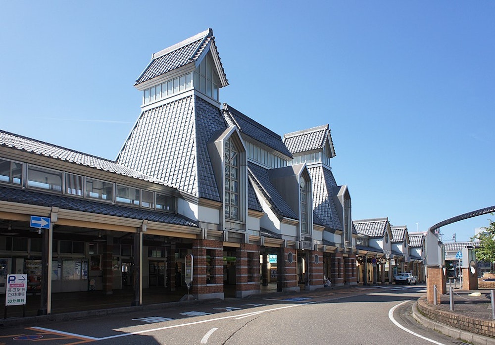 Takada Station