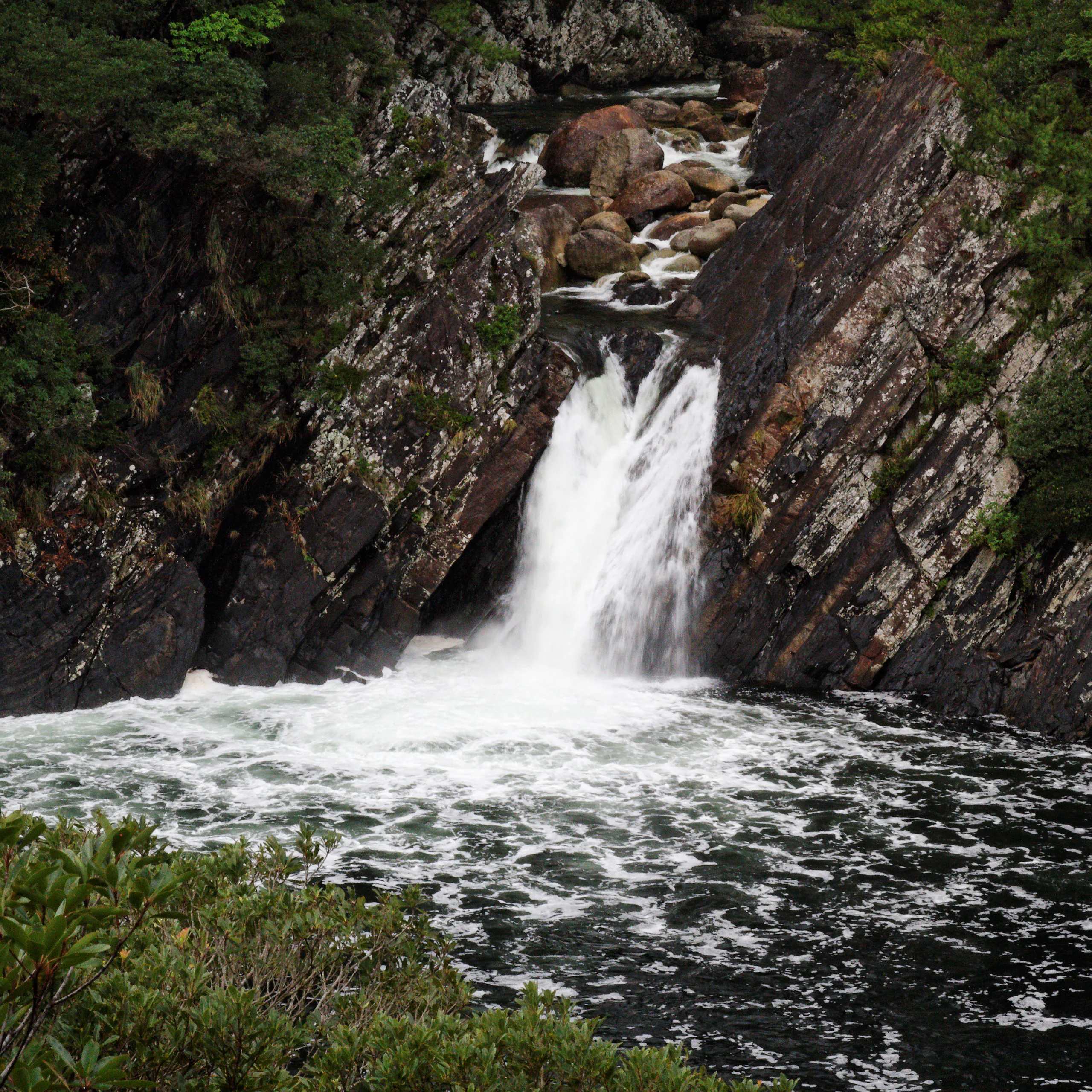 Toroki Waterfall Toroki Falls in Yakushima: Highlights, Access & Tips - Trip To Japan