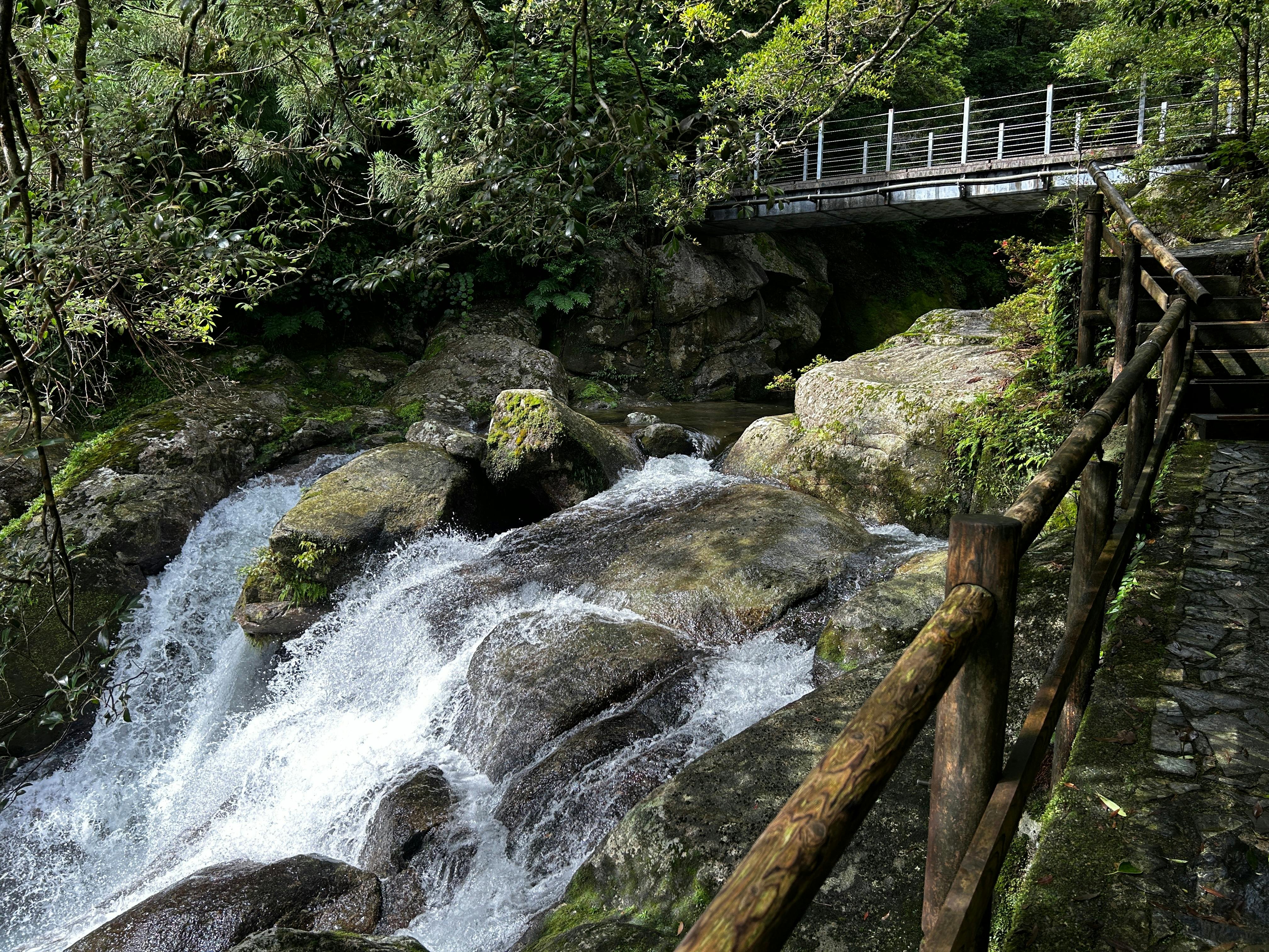 Shiratani Unsuikyo Ravine