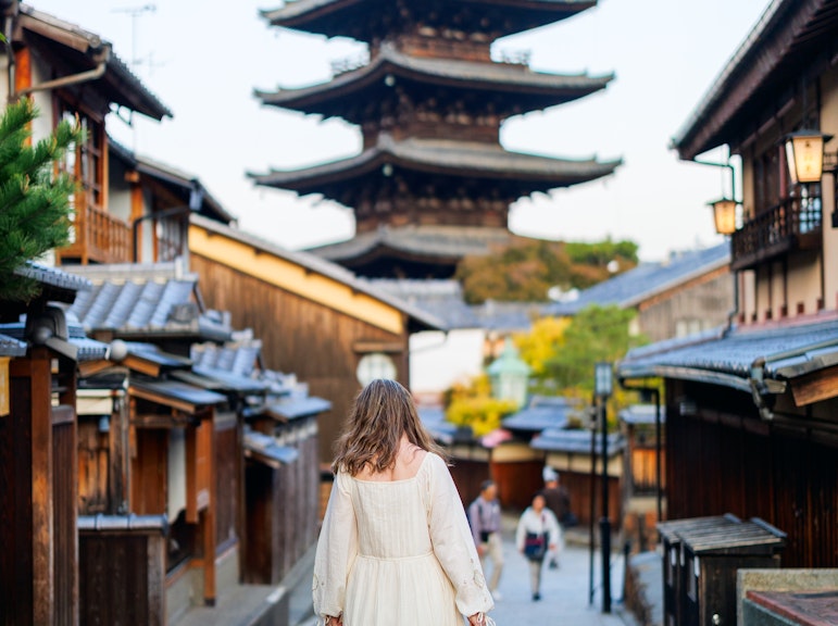 Kyoto tour with a government-certified tour guide