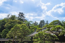 Early summer, fine weather Kochi Castle