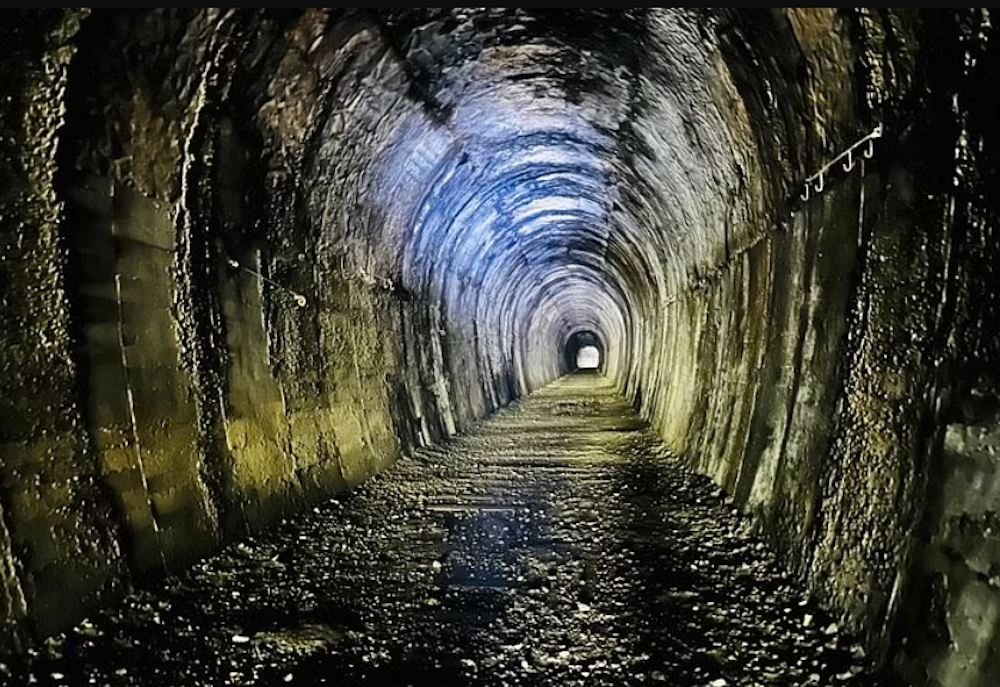 Osaka Abandoned Track