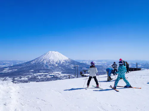 About Hirafu Skiing
