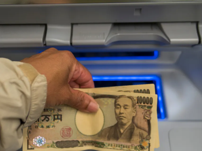 Using ATMs in Japan Using ATMs in Japan