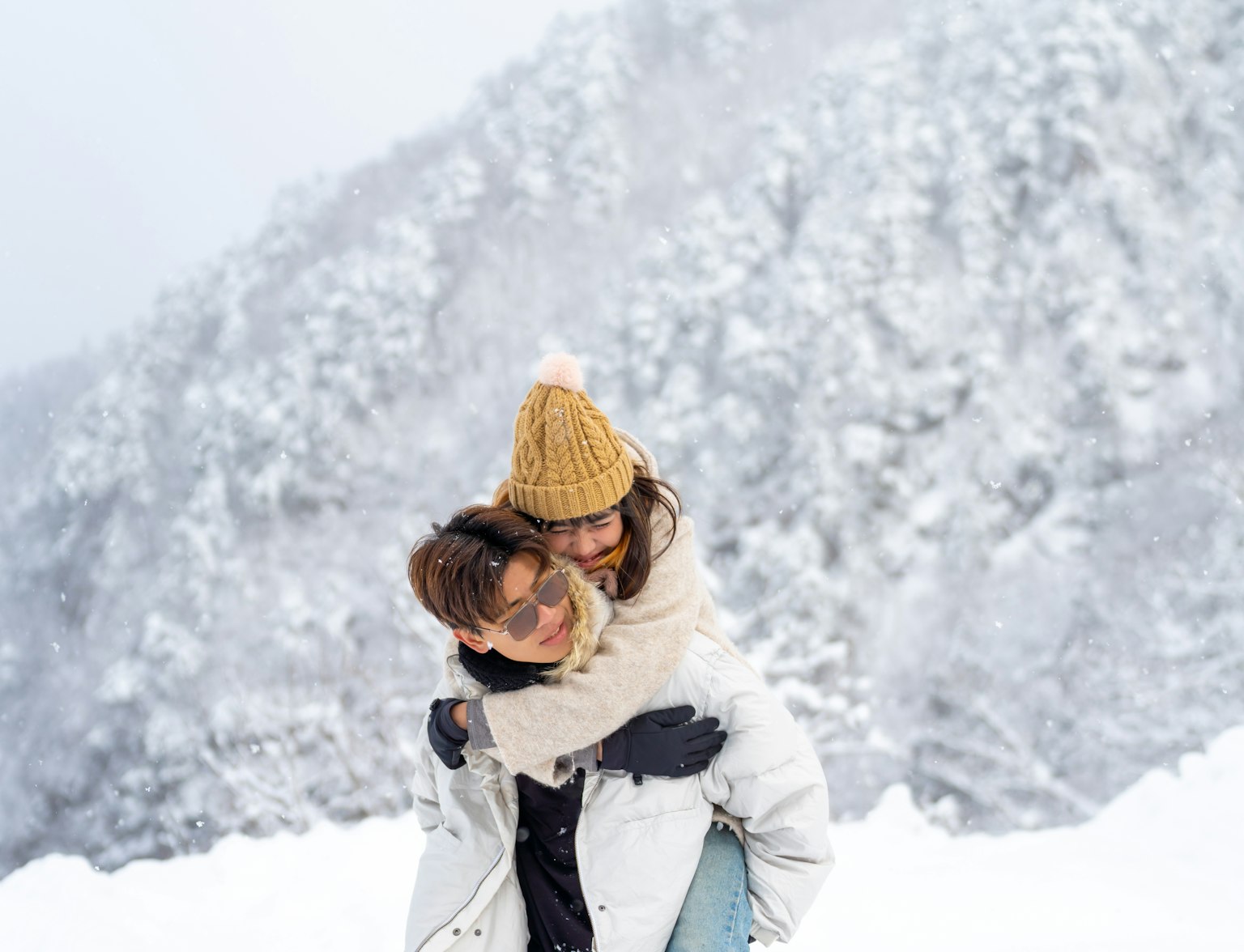 Playing Snow Playing Snow