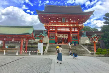 Fushimi Inari Taisha Tour
