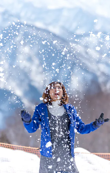 Playing Snow Playing Snow