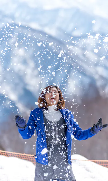 Playing Snow Playing Snow