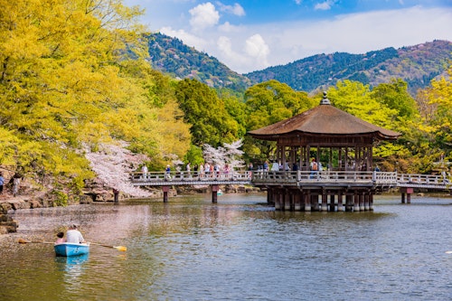 Ukimido Pond