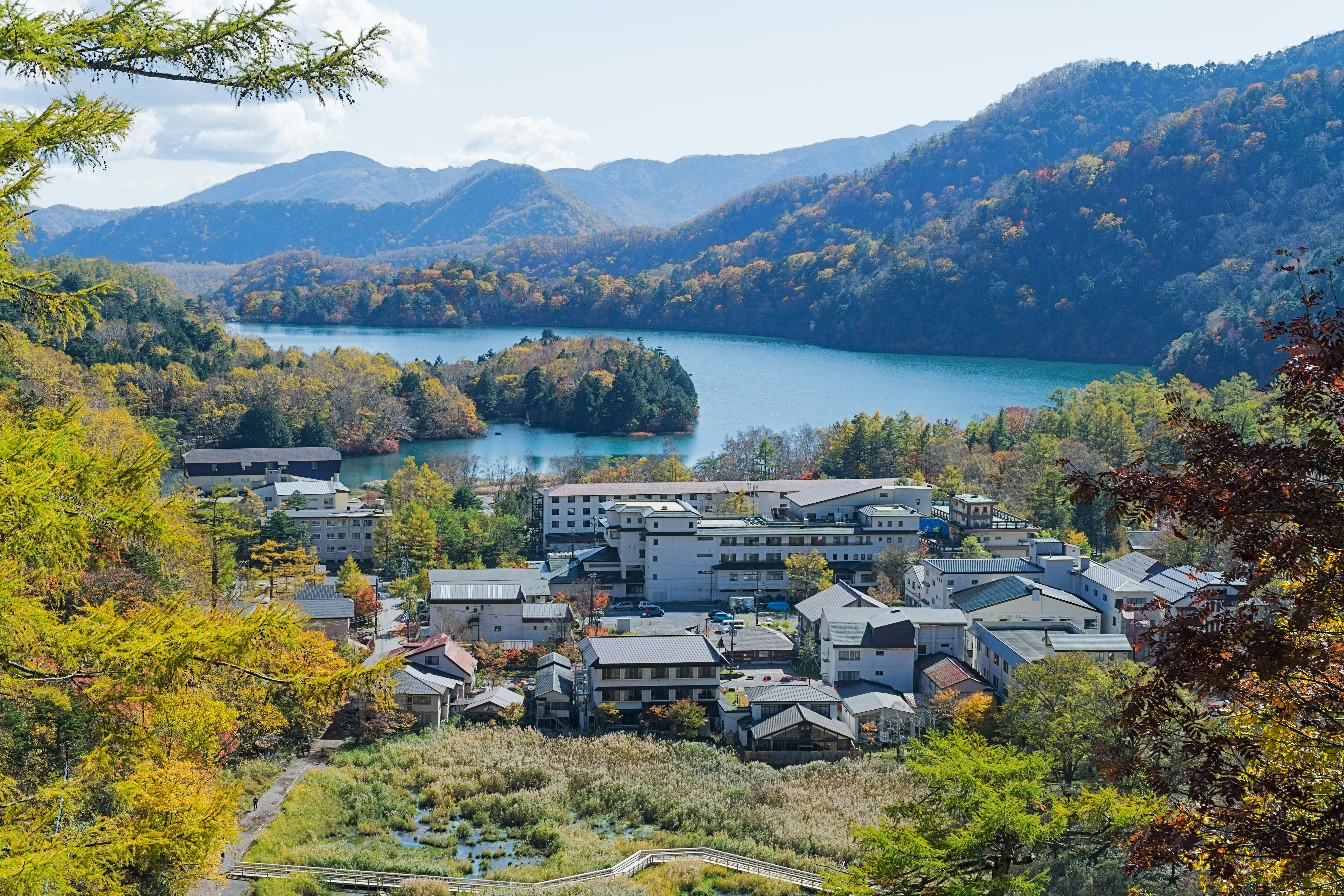 Yunoko Lake