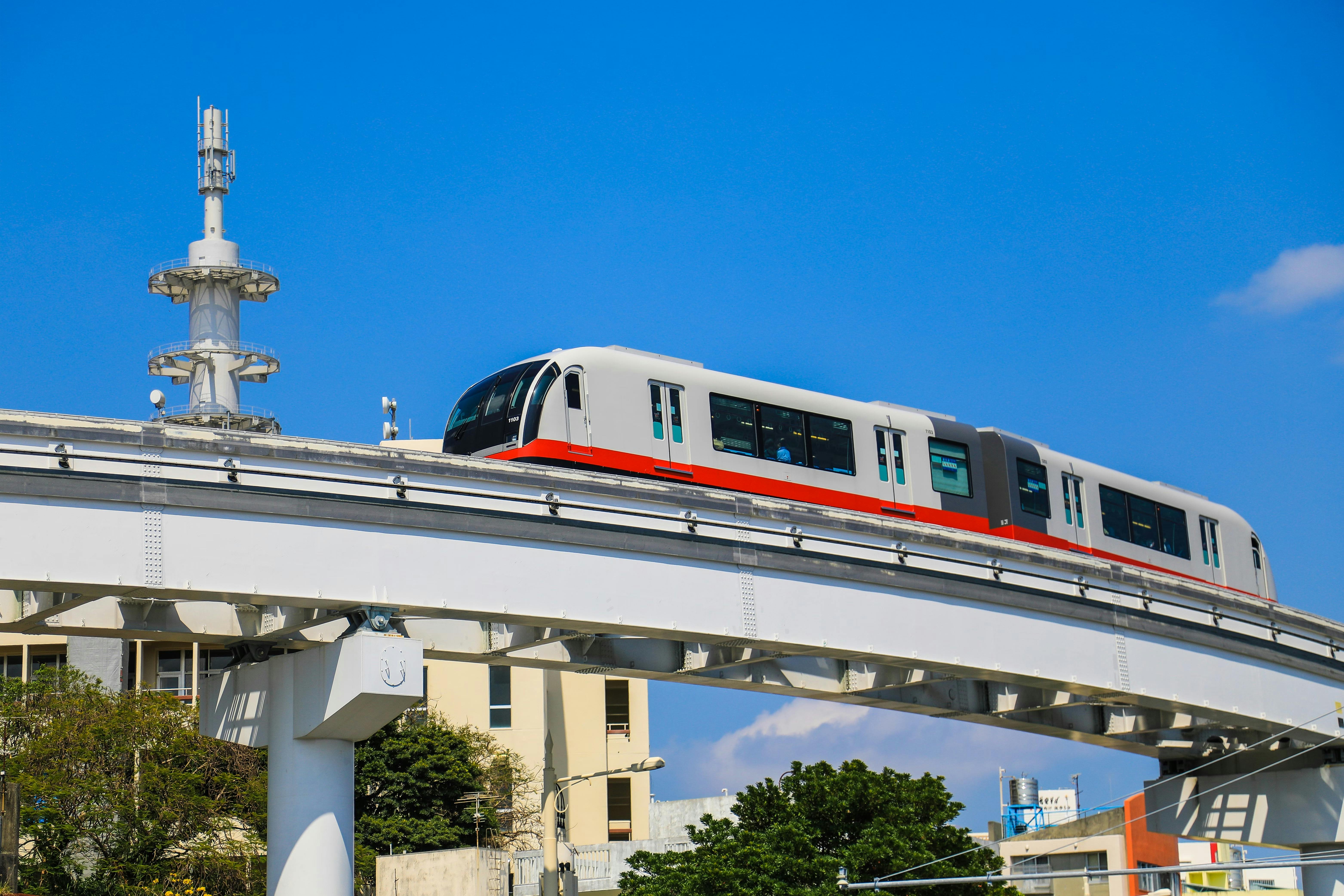 Yui Rail (Okinawa Urban Monorail)