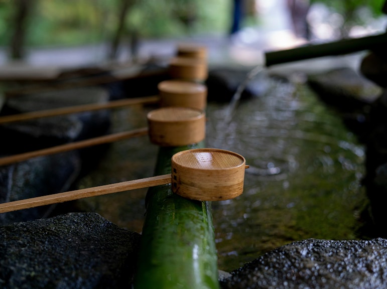 일본의 가장 오래된 신사를 둘러보고 나라에서 흐르는 소면을 즐기세요