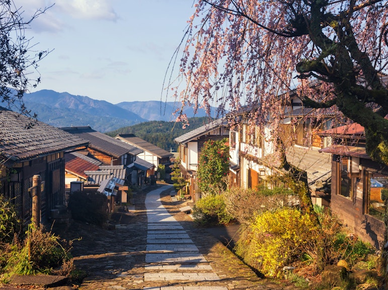 名古屋発のフルデイ木曽路中仙道トレイルツアー