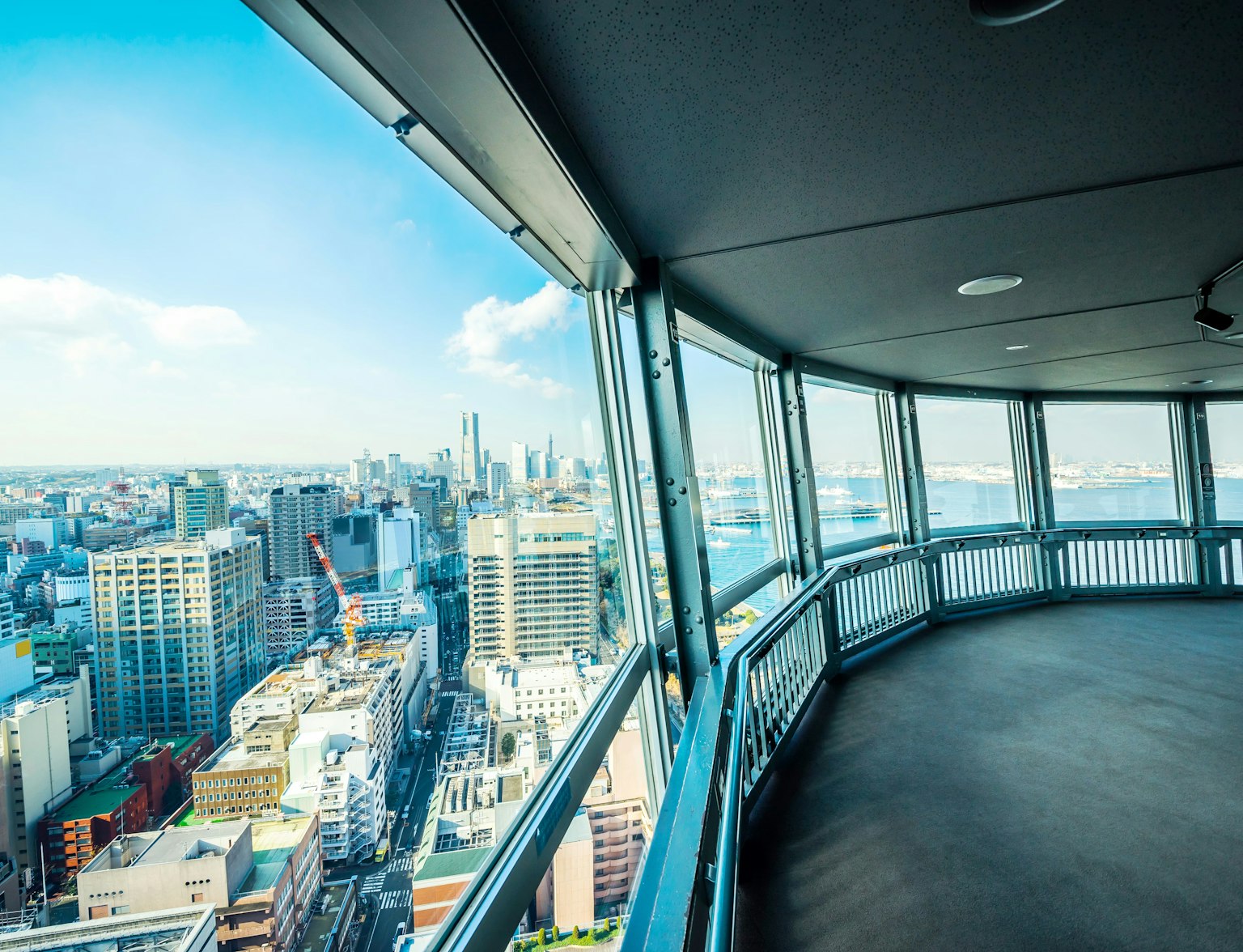 Yokohama Marine Tower Observation Floor Yokohama Marine Tower Observation Floor
