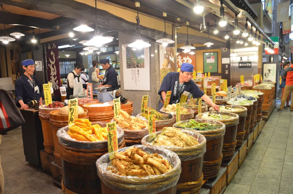 Tour gastronómico por el mercado Nishiki de Kioto Tour gastronómico por el mercado Nishiki de Kioto