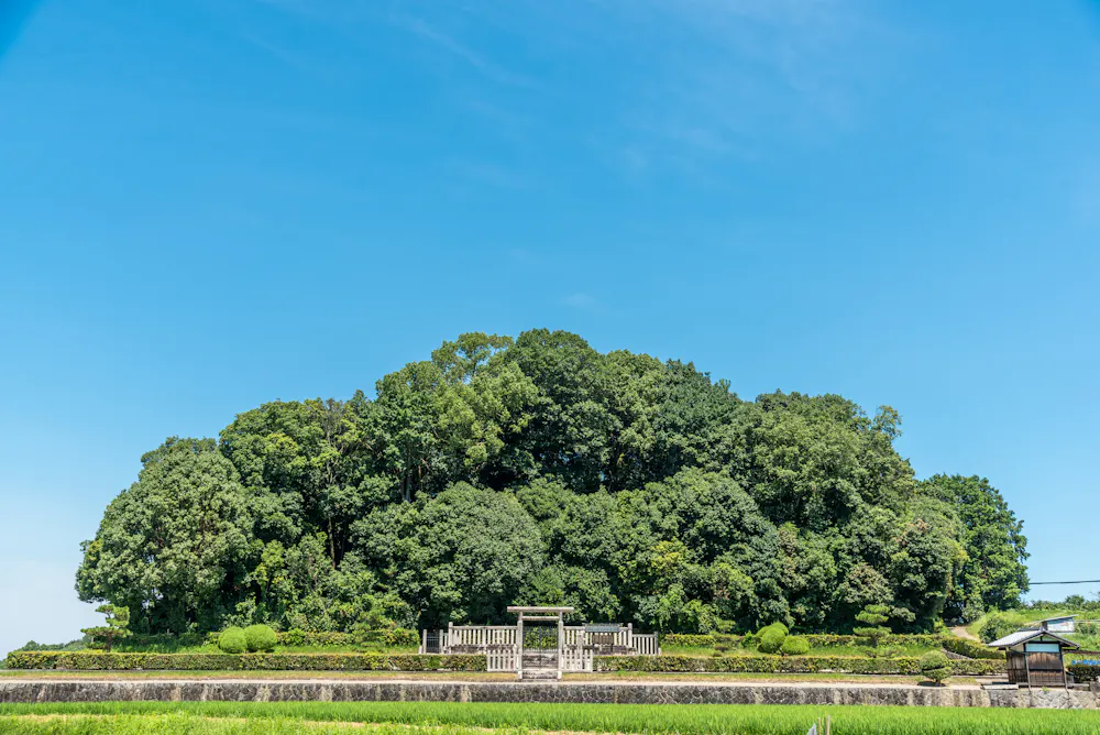 Monmu Tennō no Ryo (Emperor Monmu’s Mausoleum)